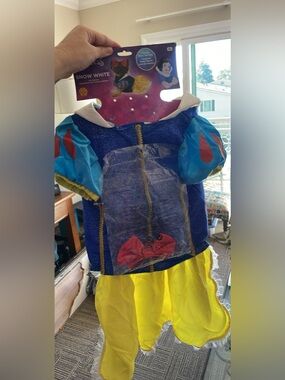 Disney Snow White Pet Costume in Blue, Yellow, Red-Size XL-Read Description
